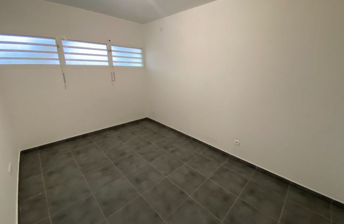 Location Appartement 37.42m&sup2; 1 pièce Remire Montjoli