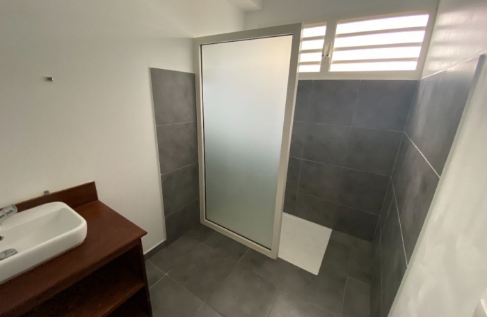 Location Appartement 37.42m&sup2; 1 pièce Remire Montjoli