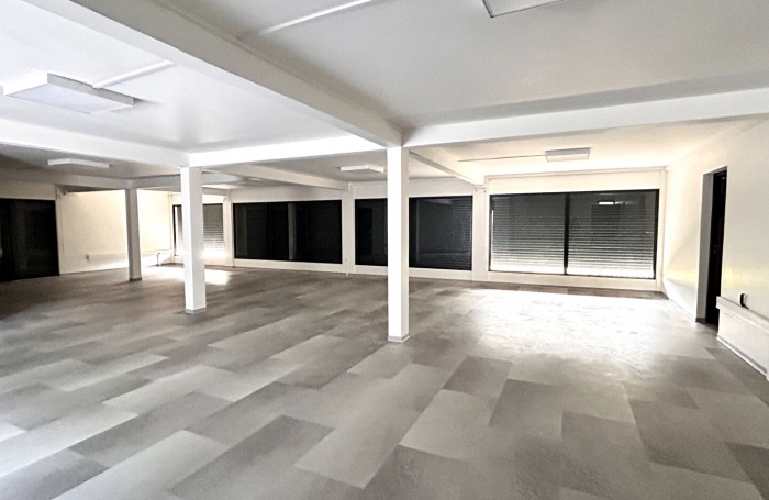 Location Bureaux 250m&sup2; Matoury