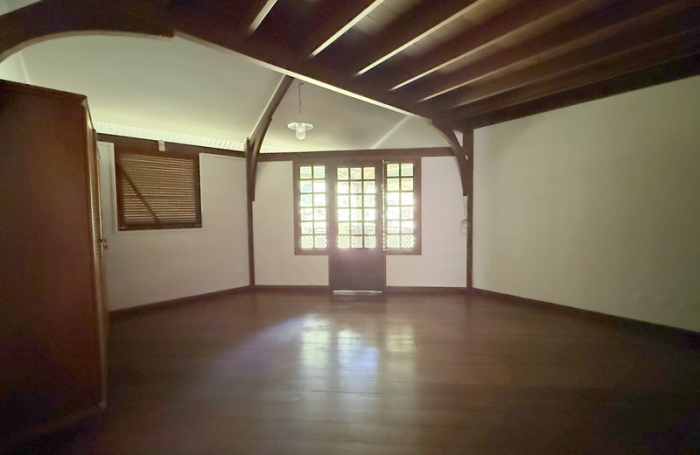 Vente Maison 268m&sup2; 5 pi&#232;ces Montsinery