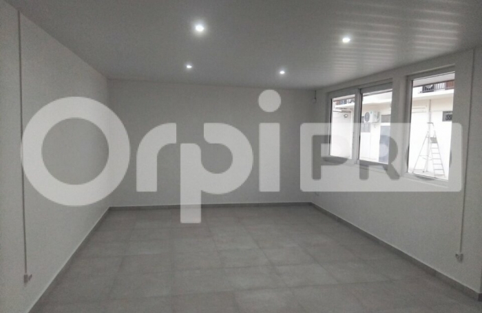 Centre ville de Cayenne , bureau 25m&sup2;