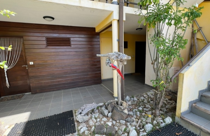 Vente Appartement 48m&sup2; 2 pièces Remire Montjoli