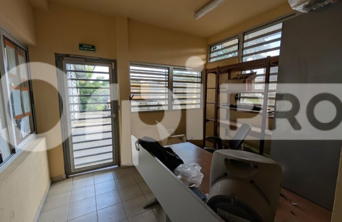 Entrep&ocirc;t &agrave; vendre &ndash; Zone Industrielle Soula 2