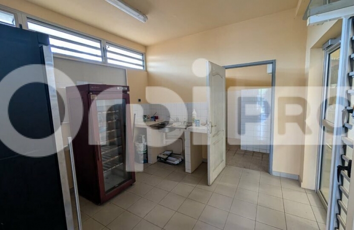 Entrep&ocirc;t &agrave; vendre &ndash; Zone Industrielle Soula 2