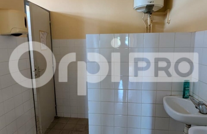 Entrep&ocirc;t &agrave; vendre &ndash; Zone Industrielle Soula 2