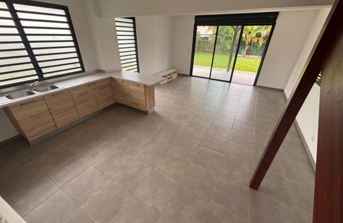 Location Maison 95.6m&sup2; 4 pièces Cayenne