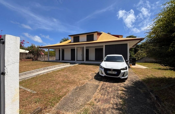 Location Maison 97354