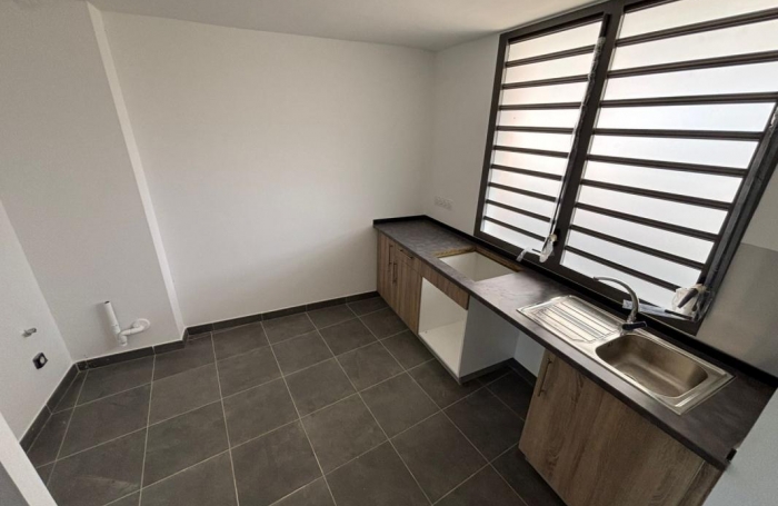 Location Appartement 65.95m&sup2; 3 pièces Remire Montjoli