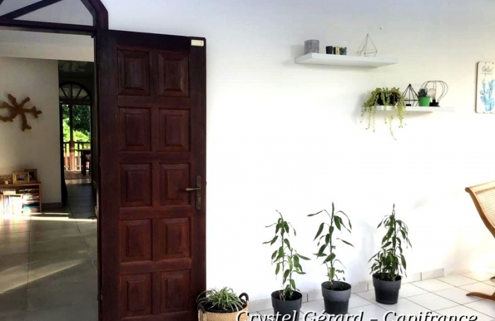 Vente Maison 225m&sup2; 5 pièces Remire Montjoli