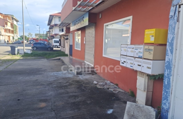 Vente Local commercial 136m&sup2; 6 pièces Cayenne