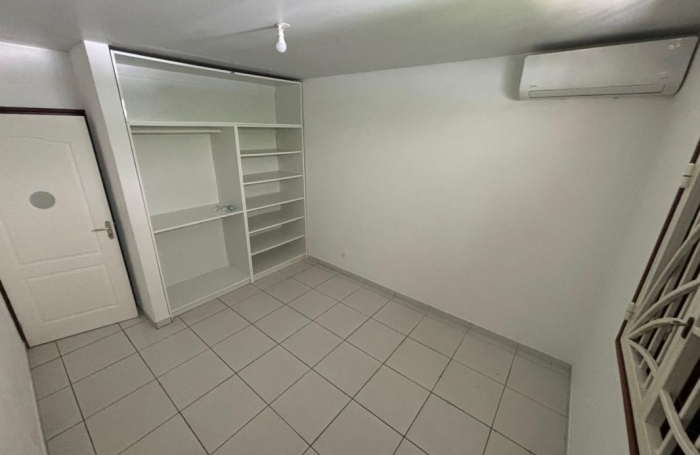 Location Maison 86m&sup2; 4 pièces Remire Montjoli