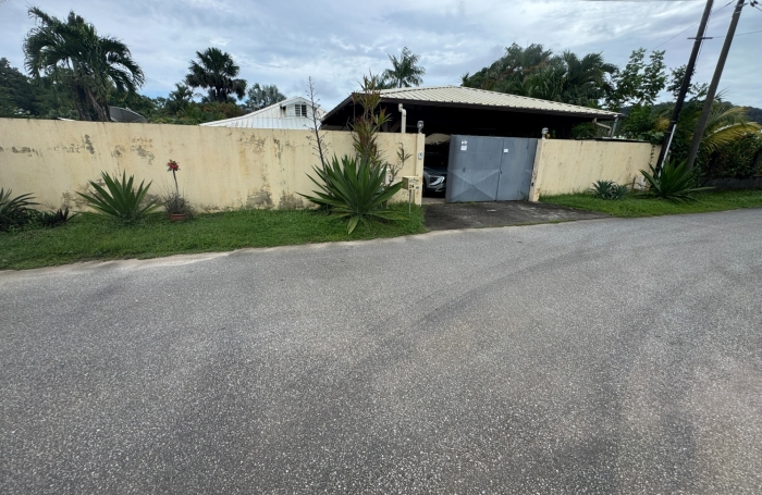 Vente Maison 165m&sup2; 5 pièces Remire Montjoli