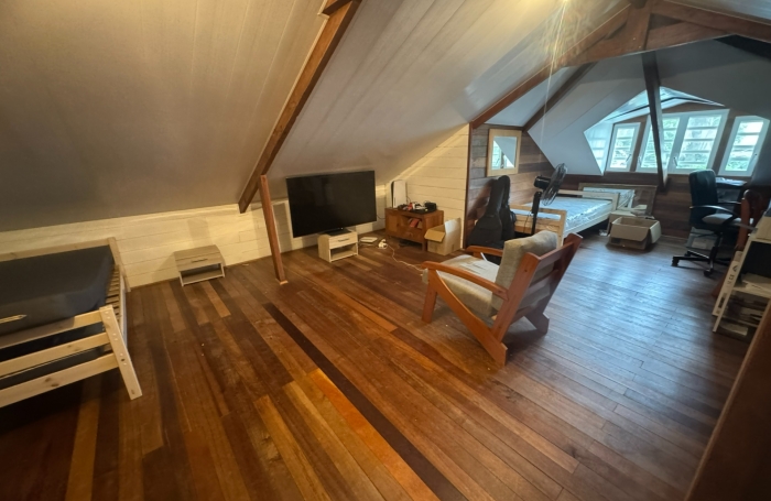 Vente Maison 165m&sup2; 5 pièces Remire Montjoli