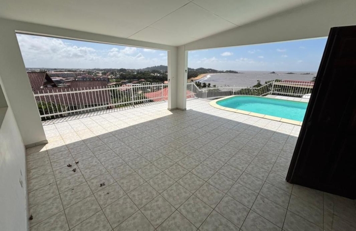 Location Maison 181.88m&sup2; 5 pièces Cayenne