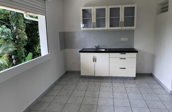 Location Appartement 44m&sup2; 2 pi&egrave;ces Remire Montjoli