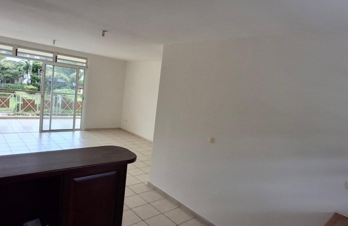 Vente Appartement 53.36m&sup2; 2 pièces Cayenne