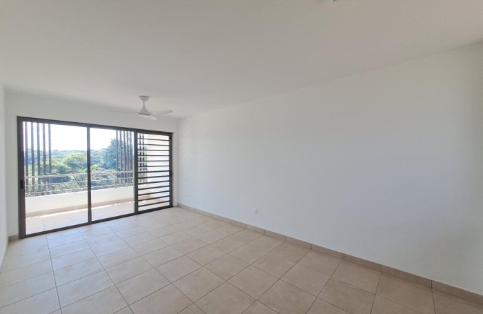 Vente Appartement 41.52m&sup2; 2 pièces Remire Montjoli