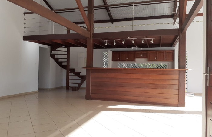 Location Maison 170m&sup2; 5 pi&egrave;ces Remire Montjoli