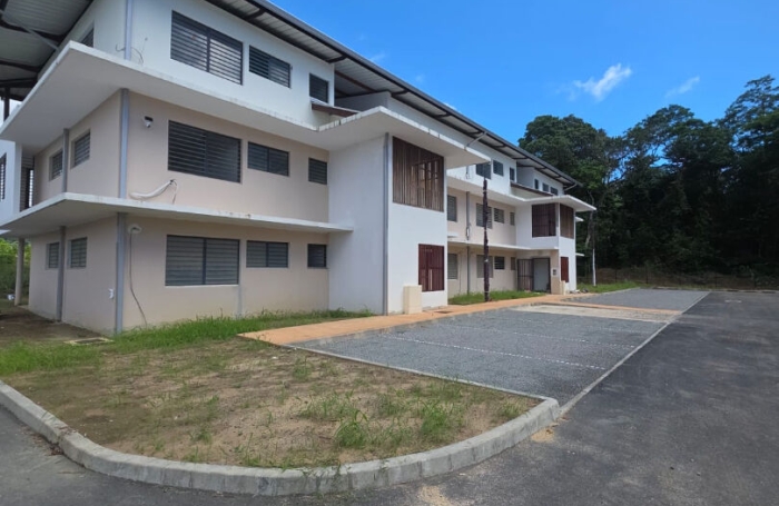 Location Appartement 71.1m&sup2; 4 pi&egrave;ces Remire Montjoli