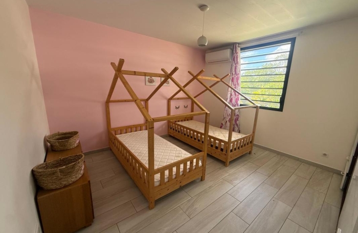 Vente Maison 135.9m&sup2; 4 pièces Saint Laurent