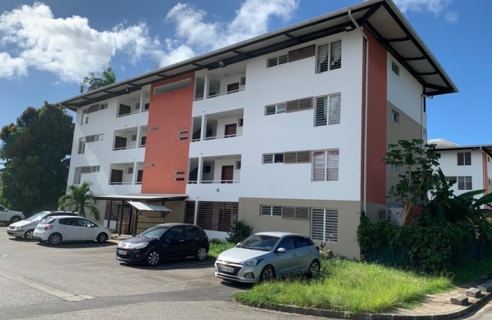 Vente Appartement 49.75m&sup2; 3 pièces Cayenne