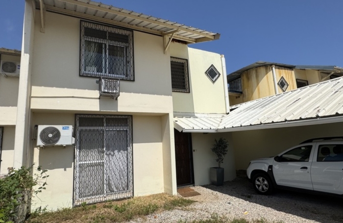 Vente Maison 80m&sup2; 3 pièces Kourou