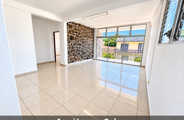 Vente Immeuble 172m&sup2; 7 pièces Cayenne
