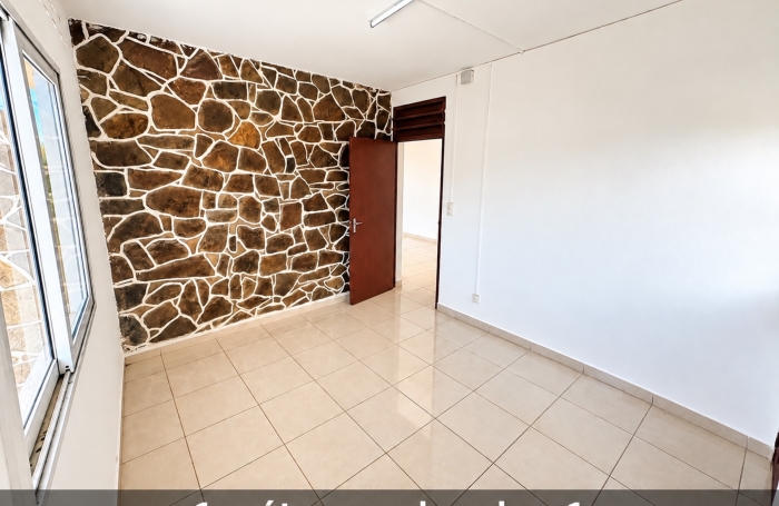 Vente Immeuble 172m&sup2; 7 pièces Cayenne