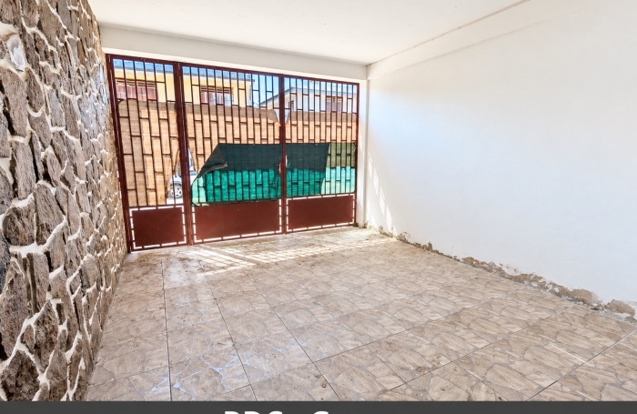 Vente Immeuble 172m&sup2; 7 pièces Cayenne