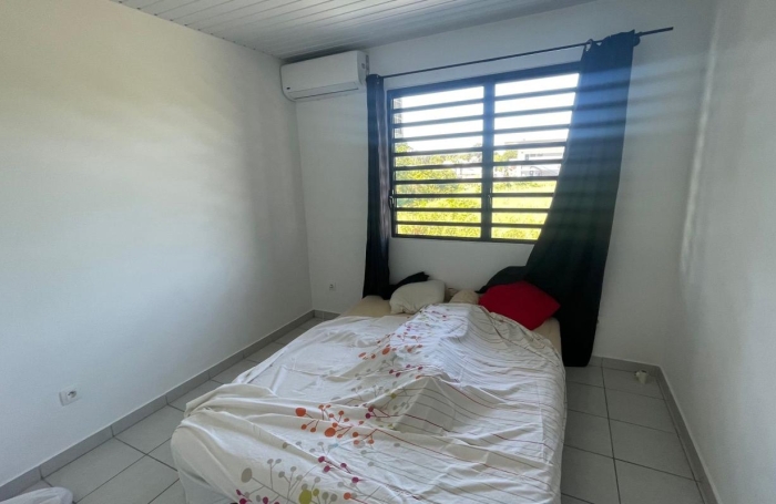 Vente Maison 84.95m&sup2; 4 pièces Remire Montjoli