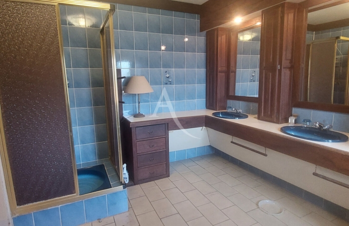 Location Maison 220m&sup2; 6 pi&egrave;ces Cayenne