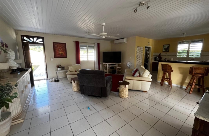 Vente Maison 111.33m&sup2; 4 pièces Remire Montjoli