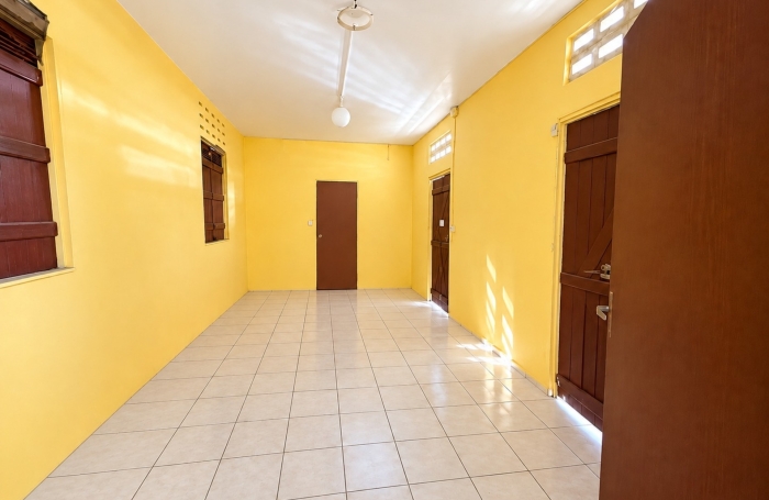 Vente Immeuble 300m&sup2; 8 pièces Cayenne