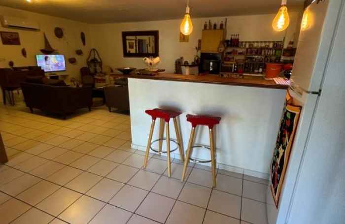 Vente Immeuble 236m&sup2; 8 pi&#232;ces Mamoudzou