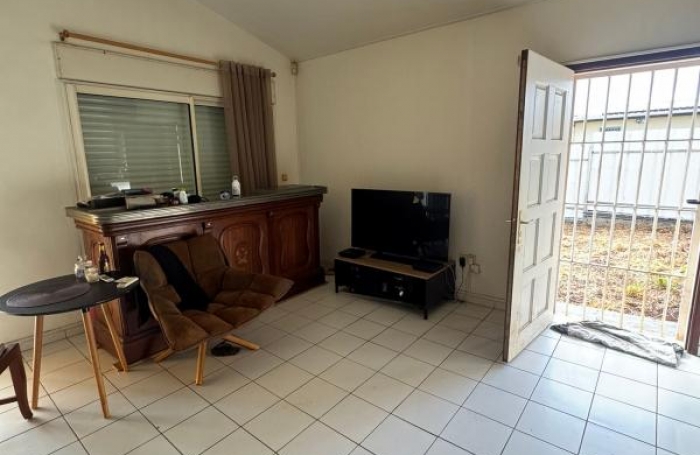 Vente Immeuble 236m&sup2; 8 pi&#232;ces Mamoudzou