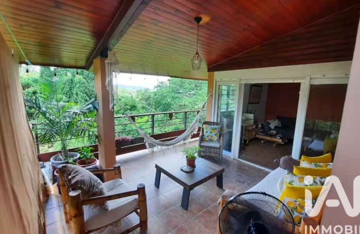 Vente Appartement 54m&sup2; 3 pi&#232;ces Mamoudzou