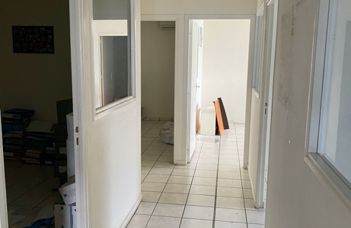 Location Bureaux 120m&sup2; Le Lamentin