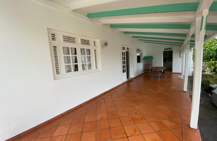Vente Maison 322m&sup2; 11 pi&#232;ces Le Lamentin