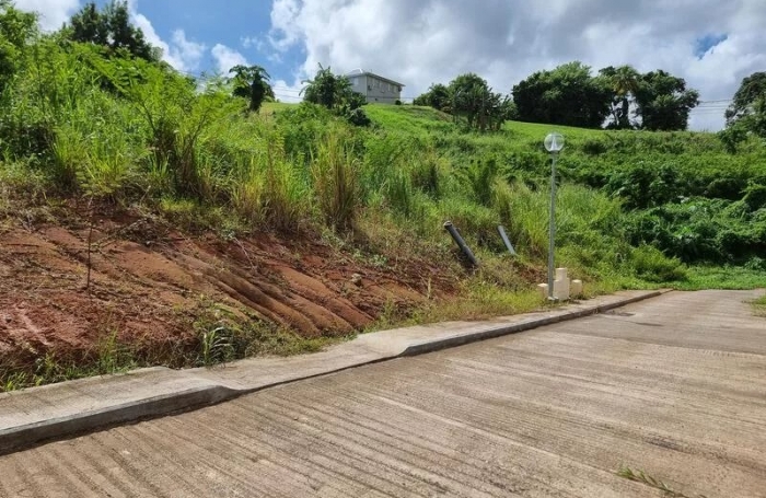 Vente Terrain 739m&sup2; Rivière Salée