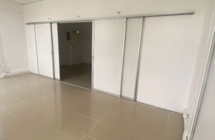 Location Local commercial 50m&sup2; Le Lamentin