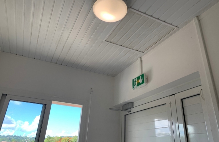 Location Local commercial 150m&sup2; Le Robert