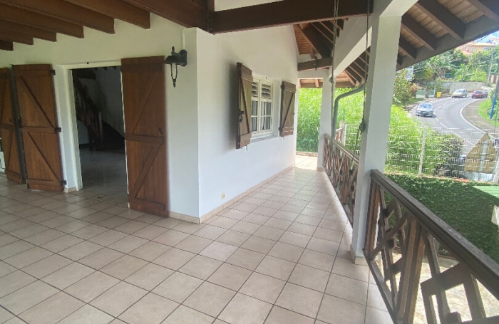 Location Bureaux 175m² Ducos