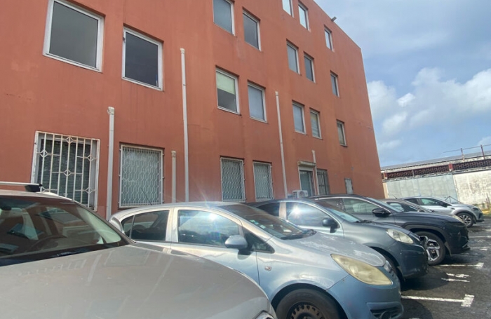 Location Bureaux 84m² Le Lamentin