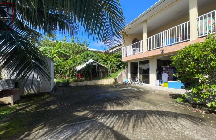 À Vendre : Villa Individuelle F5 (F4+Studio) avec vue mer aux Trois-Ilets (97229)