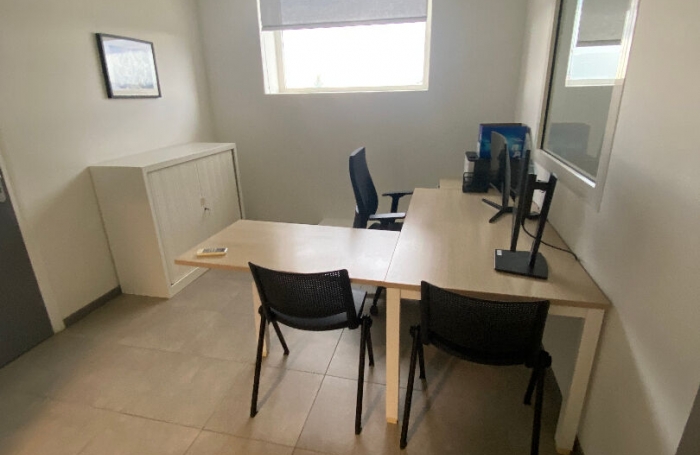 Location Bureaux 171m² Ducos