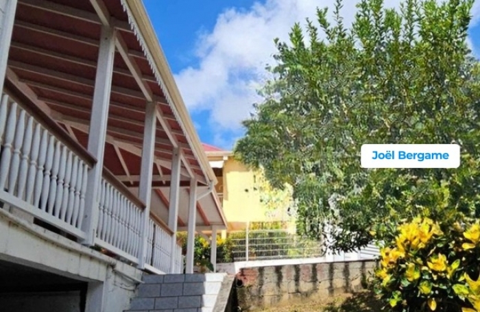 Vente Maison 82m&sup2; 4 pi&#232;ces Rivière Salée