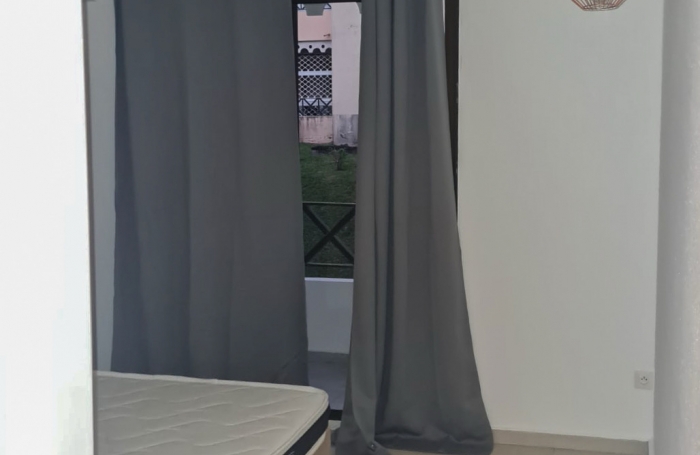 Appartement T4 entièrement rénové, lumineux et moderne à Fort-de-France