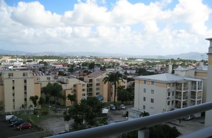 Vente Appartement 38m&sup2; 2 pièces Fort de france