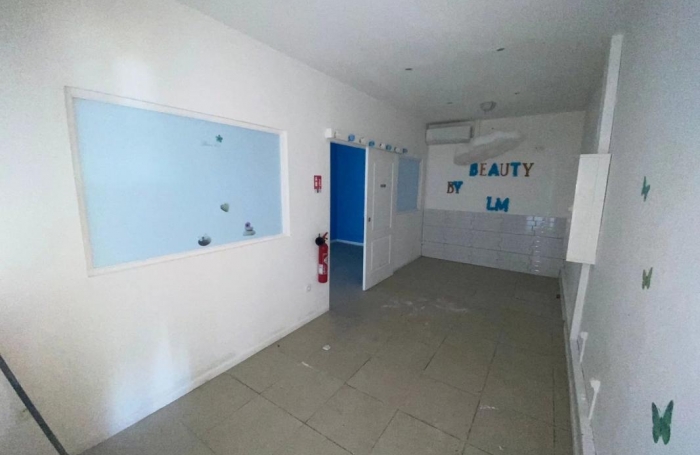 Location Bureaux 120m&sup2; 3 pièces Fort de france