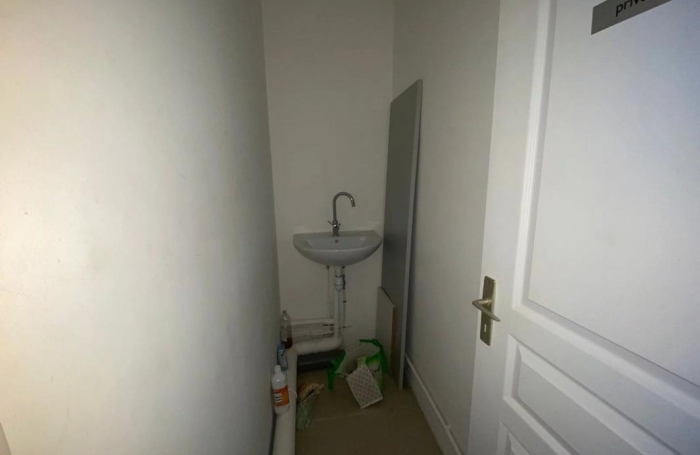 Location Bureaux 120m&sup2; 3 pièces Fort de france